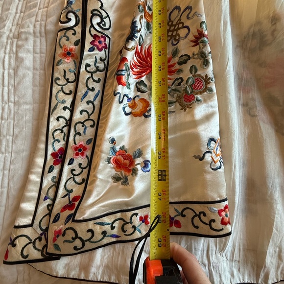 Vintage Chinese Bai hua robe - Picture 11 of 16